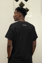 Afbeelding in Gallery-weergave laden, 'Godenzonen' art print on front - basic black t-shirt